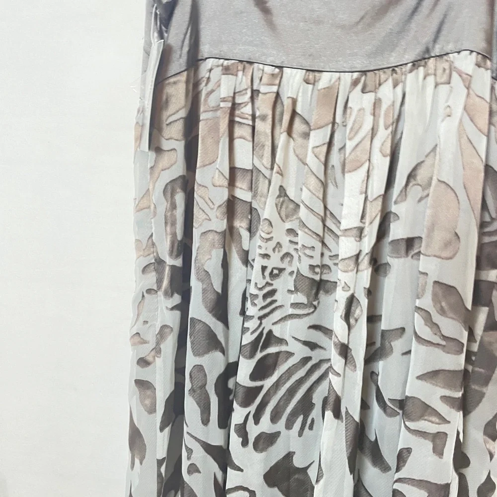 NWT Nicole Miller Beautiful FairyCore  Coquette Silver Gray Floral Dress Size 14